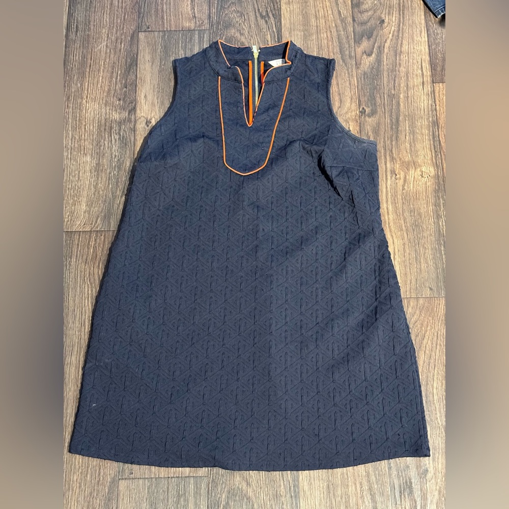 Crown & Ivy Curvy Shift Dress
